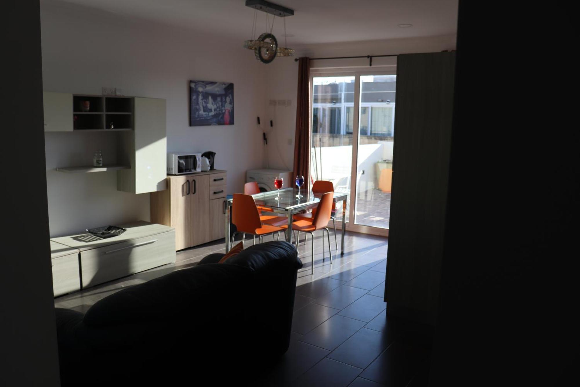 Апартаменты St Julians Sliema Penthouse 3 Minutes Walk From Seafront Экстерьер фото